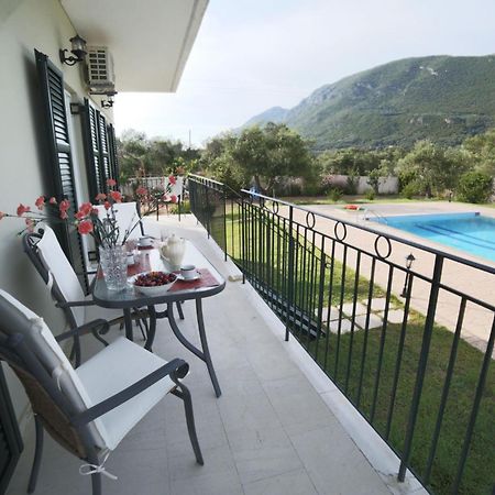 Halikounas Villa Adonis מראה חיצוני תמונה