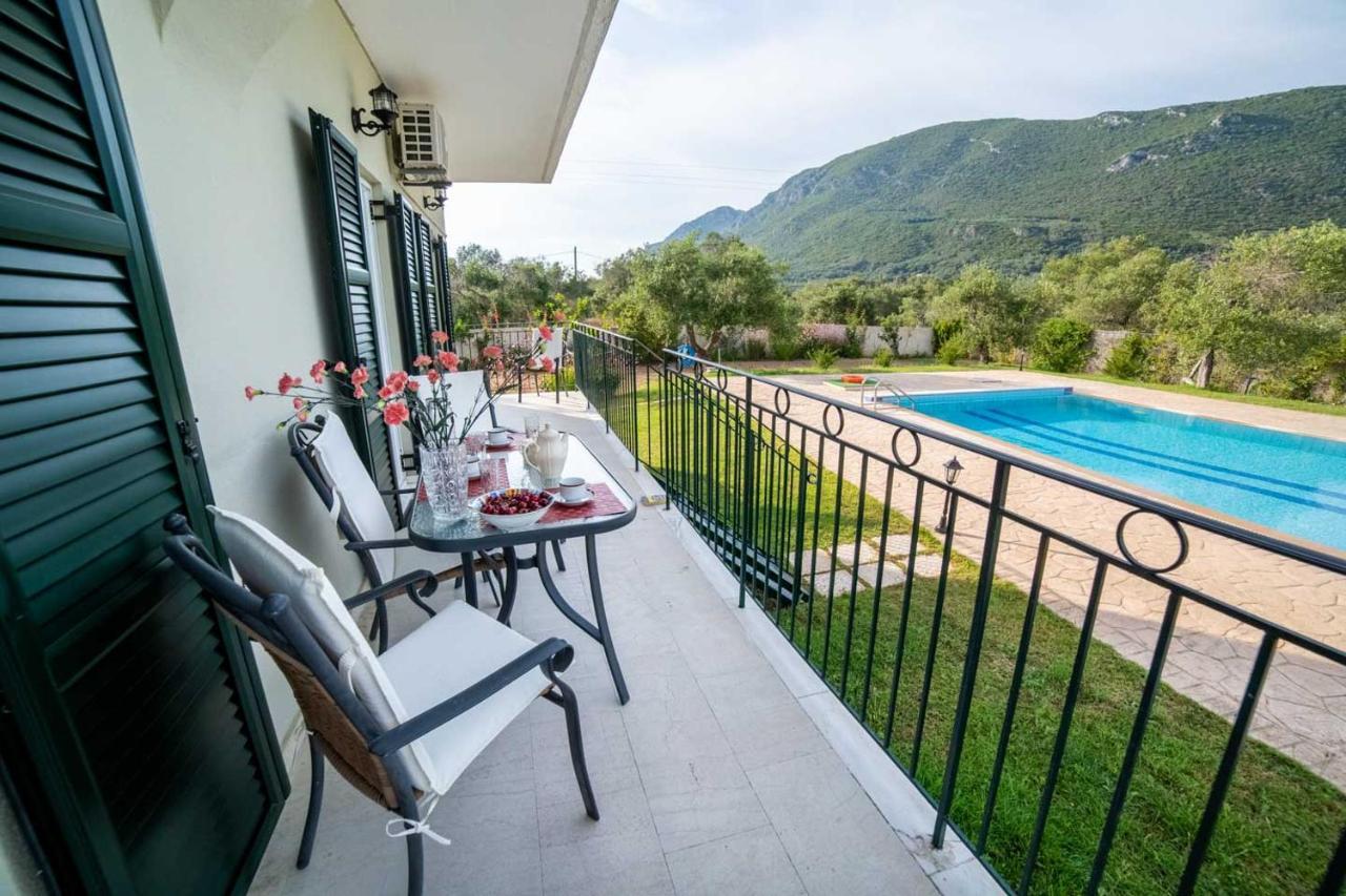 Halikounas Villa Adonis מראה חיצוני תמונה