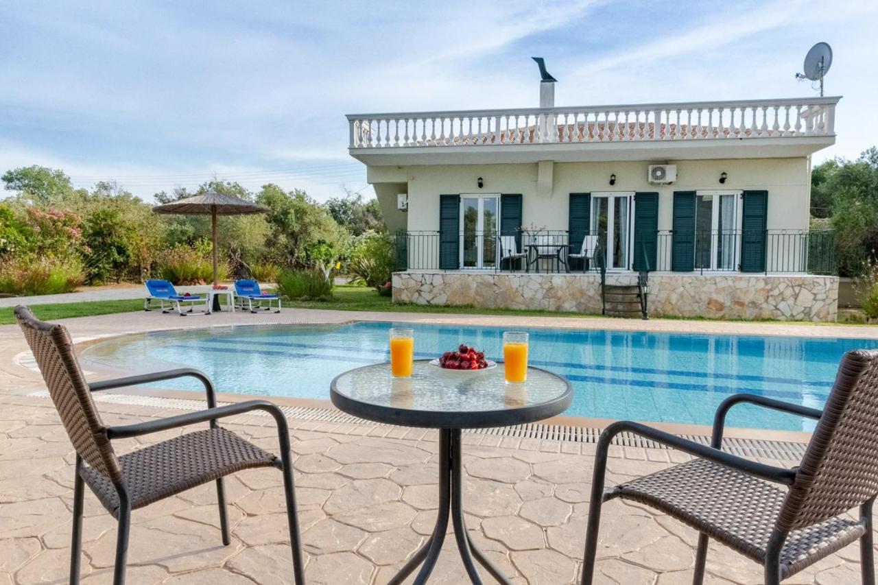 Halikounas Villa Adonis מראה חיצוני תמונה