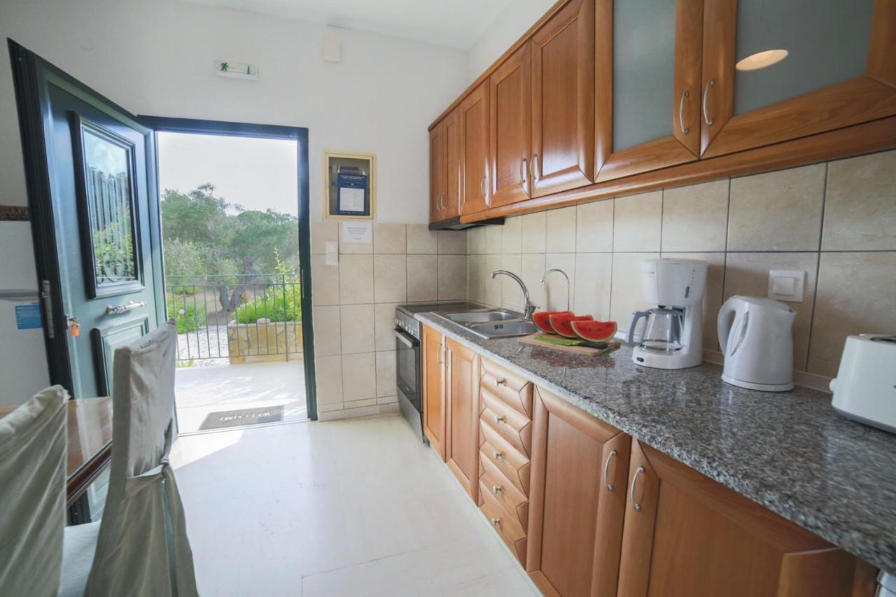 Halikounas Villa Adonis מראה חיצוני תמונה
