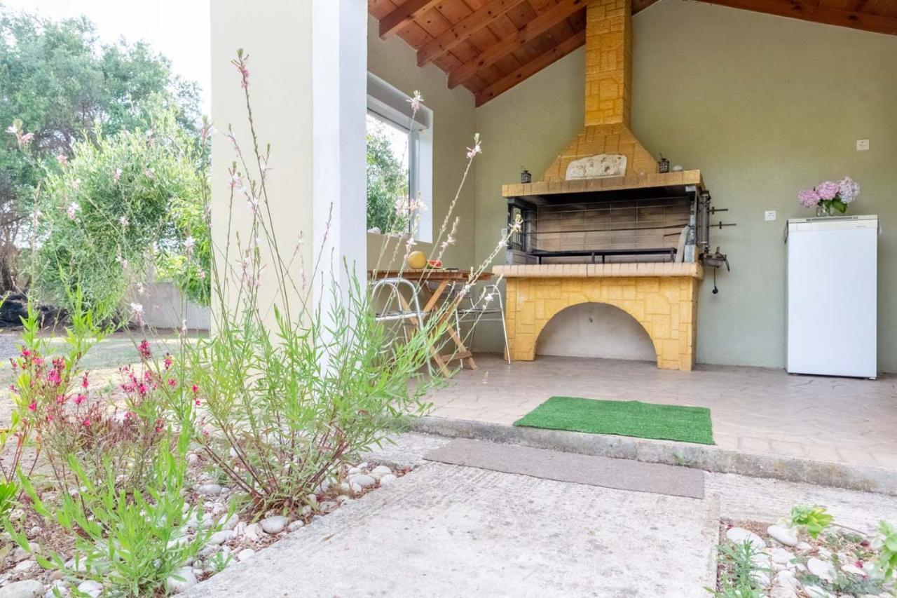 Halikounas Villa Adonis מראה חיצוני תמונה